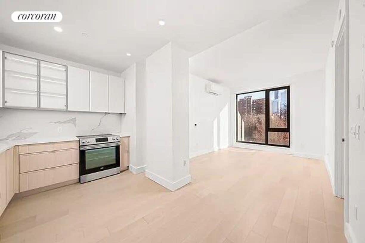 Building Photo - 218 Front St