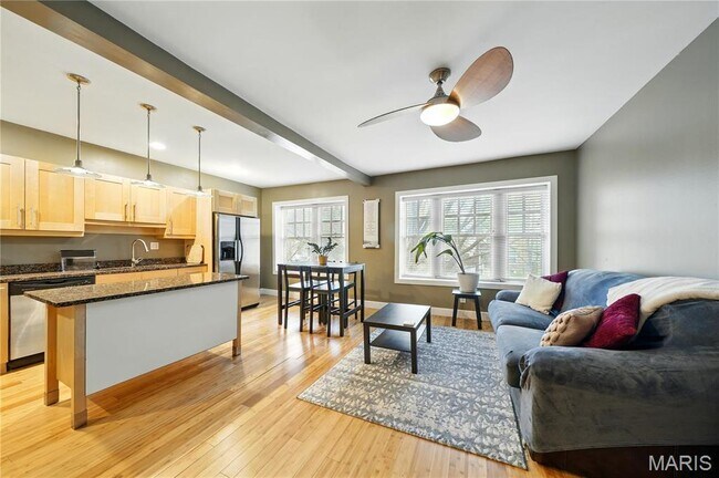 Foto del edificio - 4228 McPherson Ave