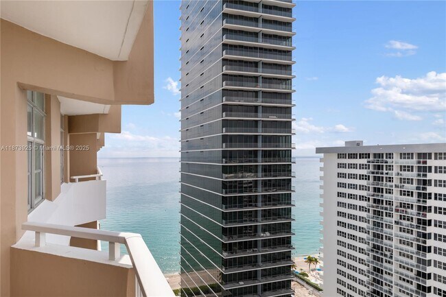 Building Photo - 1980 S Ocean Dr