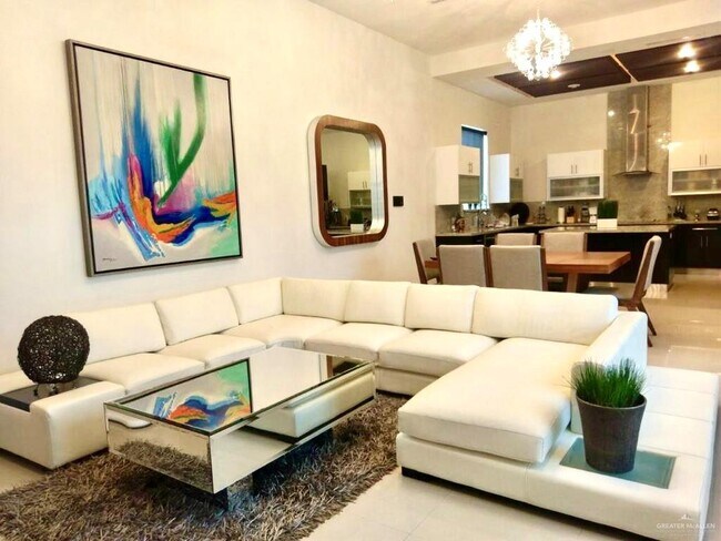 Foto del edificio - 205 N Mockingbird Ave