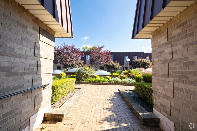 Foto del edificio - Atrium Plaza Condominium