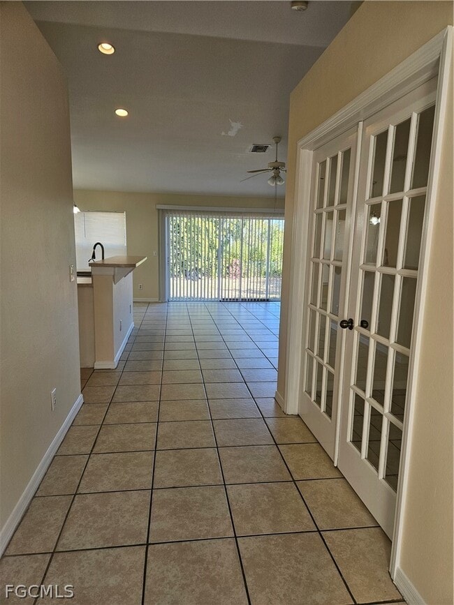 Foto del edificio - 2804 66th St W