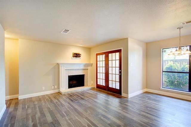 Foto del edificio - 1900 Cloisters Dr