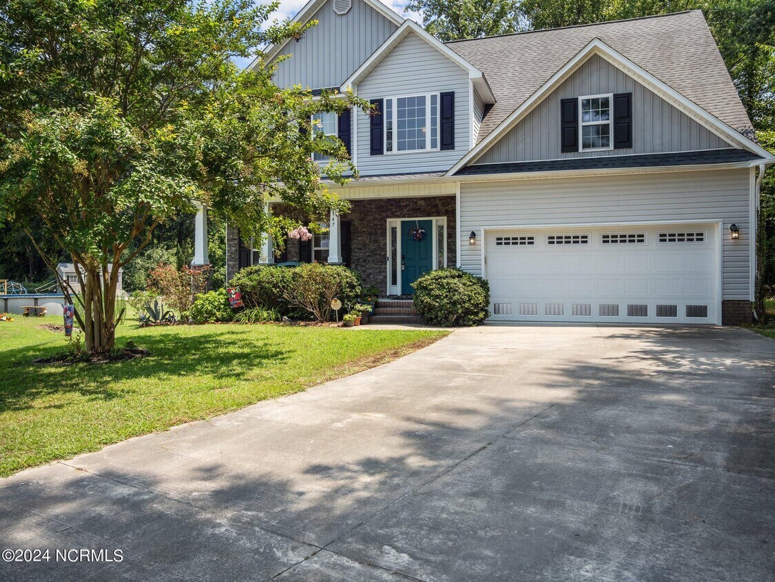 Foto principal - 147 Farmington Dr