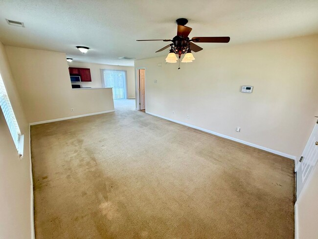 Building Photo - Now Available in Hunter's Crossing!