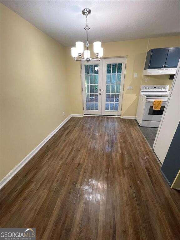 Foto del edificio - 3863 Parklane Dr
