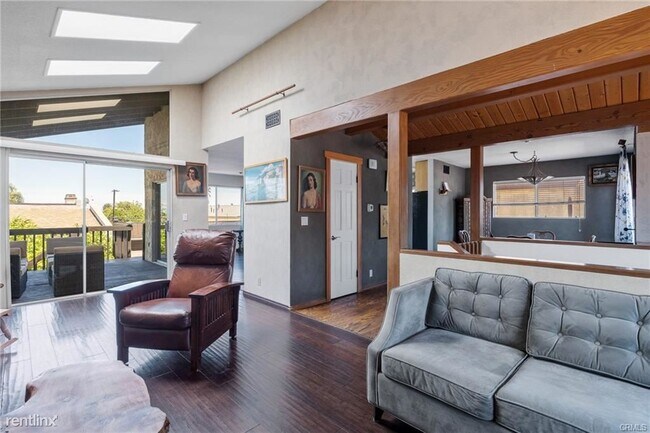 Building Photo - 3 br, 3 bath House - 2624 S Carolina St