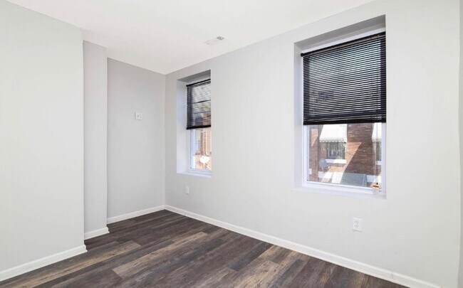 Foto del edificio - 4440 N Cleveland St