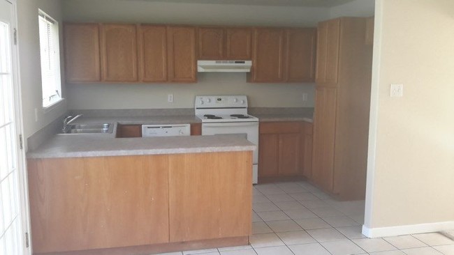 Building Photo - 3539 Horizon Lk