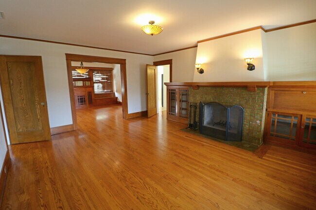 Foto del edificio - 2878 Gunn St