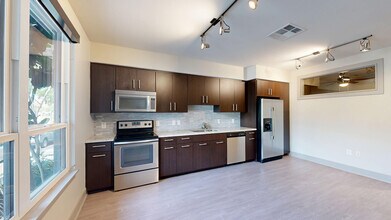 Interior Photo - 13th & Market