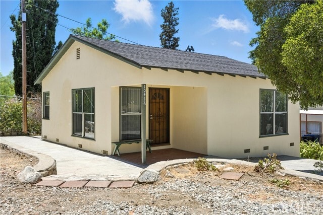 Primary Photo - 10416 Fairgrove Ave