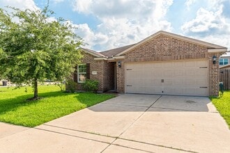 Building Photo - 11207 Hall Pines Ct