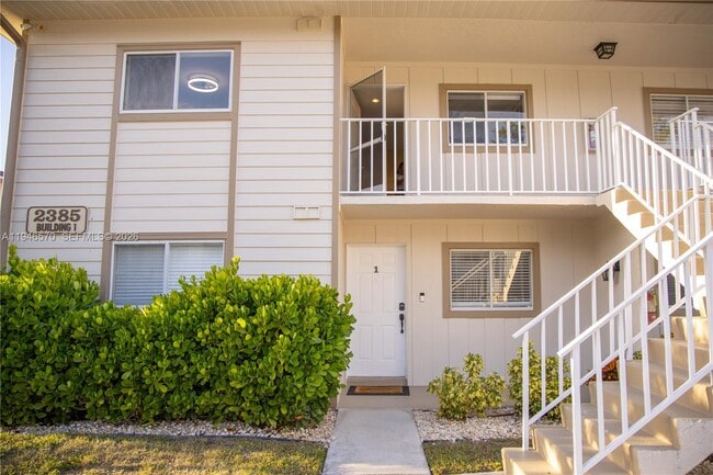 Foto del edificio - 2385 Naples Trace Cir