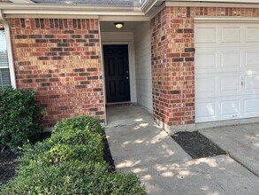 Building Photo - 522 Appaloosa Dr