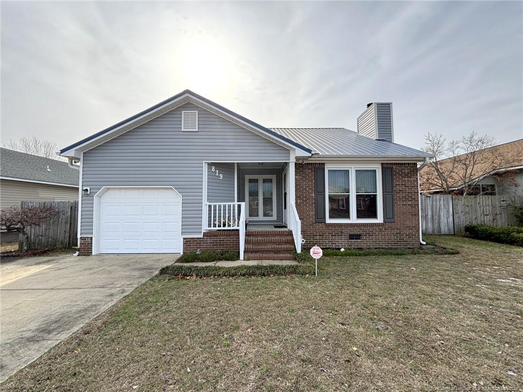 Primary Photo - 819 Windingwood Pl