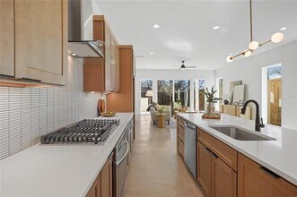 Building Photo - 5308 Terry St