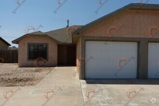 Building Photo - 901 Stanton Pl