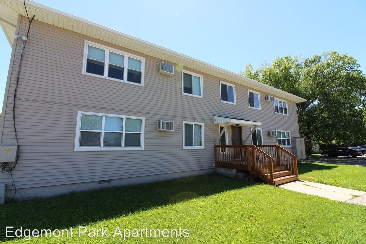 Primary Photo - 3419-3421 Kingswood Pl