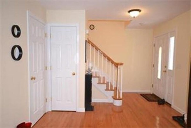 Building Photo - 70 Lesure Ave