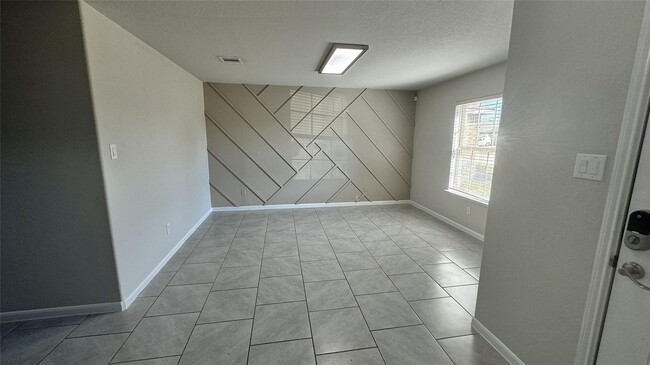 Building Photo - 29526 Patricias Wy