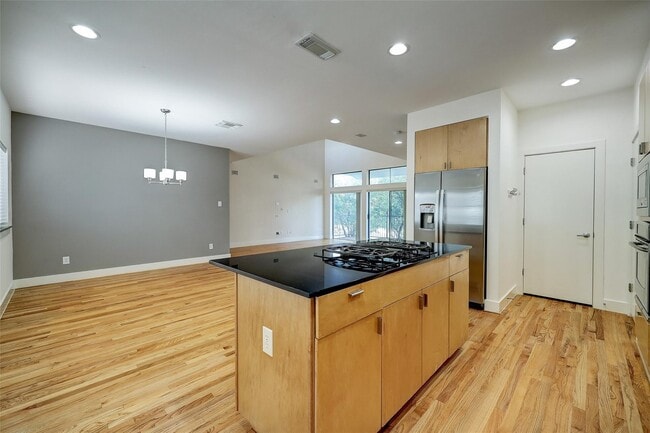 Foto del edificio - 2202 Bastrop St