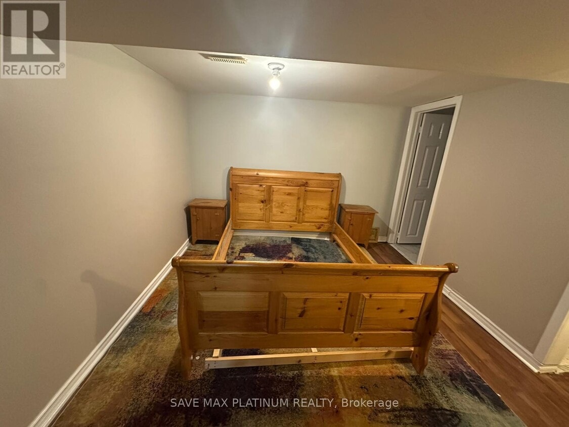 Building Photo - 111 Folkstone Crescent