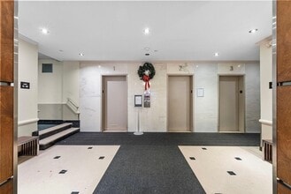 Building Photo - 201 St Pauls Ave