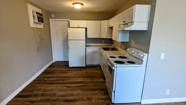 Foto del edificio - 5122 Linbar Dr