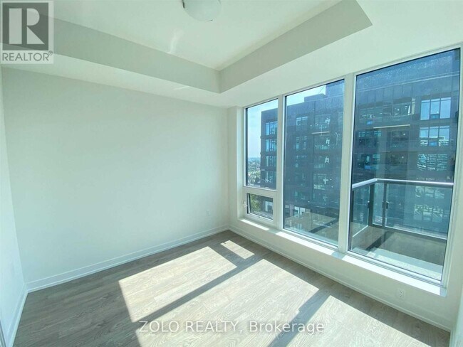 Photo du bâtiment - 8868 Yonge St