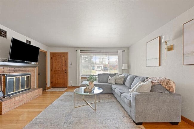 Foto del edificio - 3729 NW 60th St