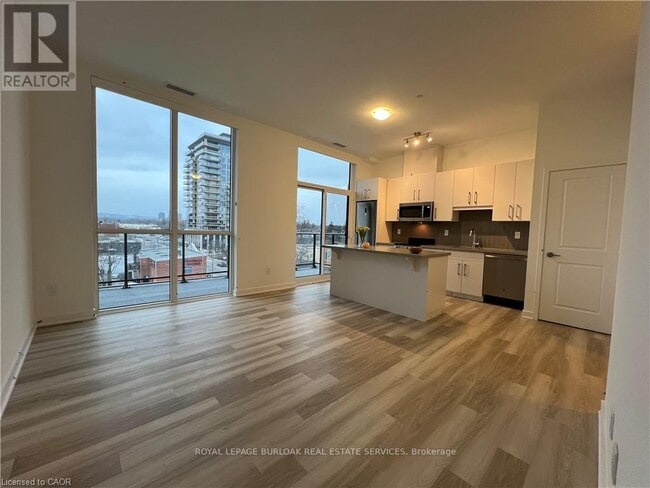 Photo du bâtiment - 2007 James St