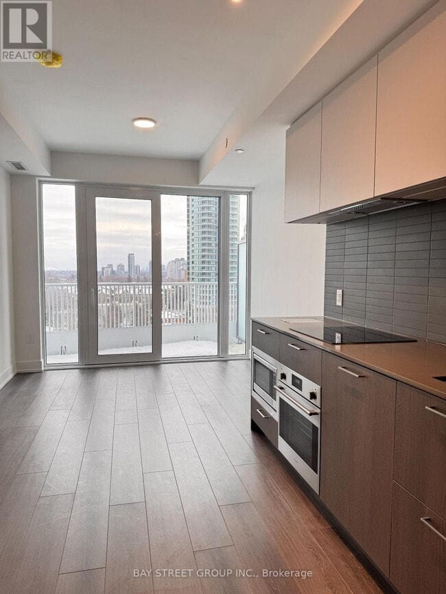 Building Photo - 36 Olive Ave