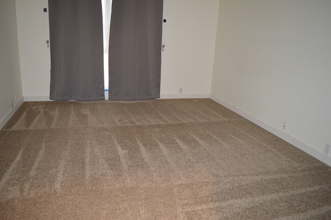 Foto del edificio - 6401 Lake Washington Blvd NE