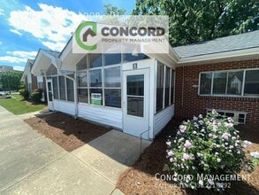 Building Photo - 1442 Bergamot Loop