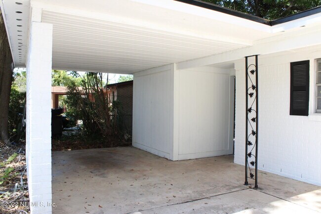 Foto del edificio - 3849 Harbor View Dr