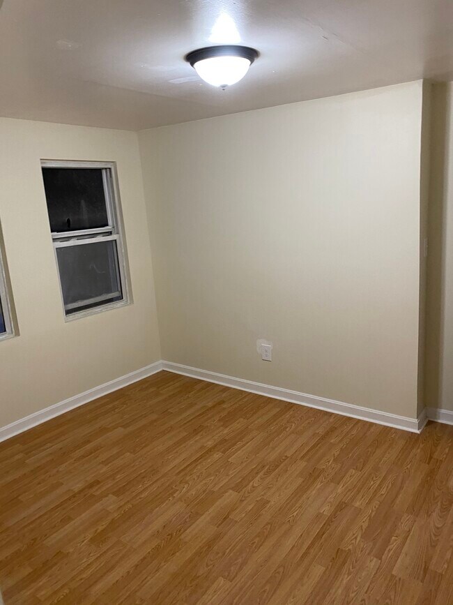 Foto del edificio - 156 Cedar St