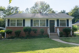 Building Photo - 510 N Foxhill Rd