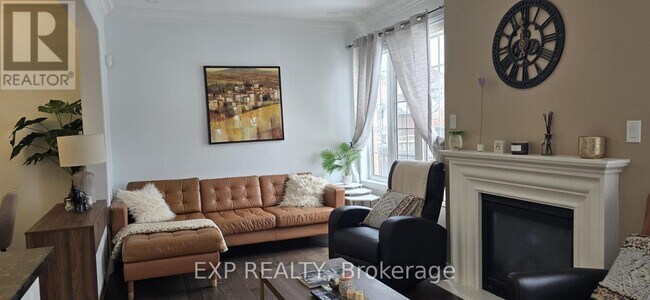 Building Photo - 232 Kincardine St