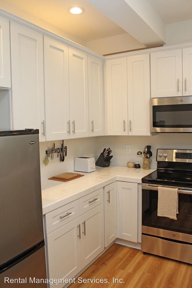 Foto del edificio - 8804 N Edison St
