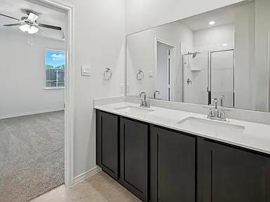 Foto del edificio - 1317 Rusted Rail Dr