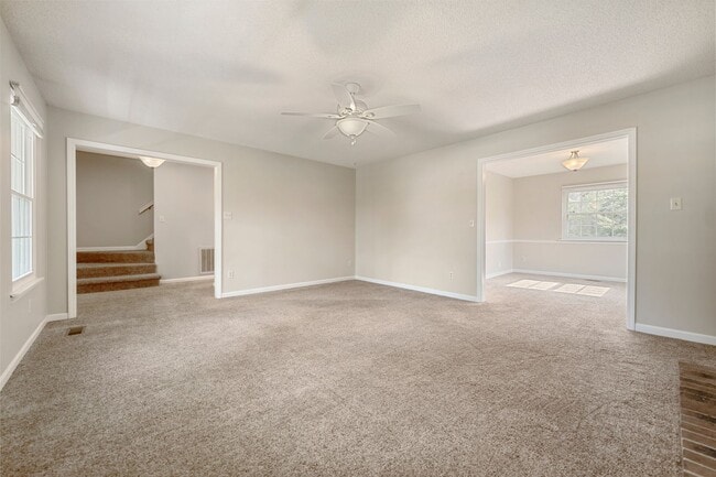 Foto del edificio - Peaceful and Convenient 3 Bed, 2.5 Bath Home