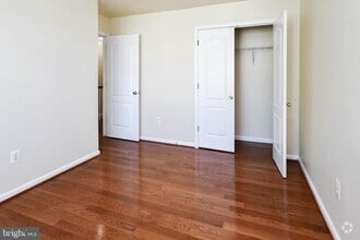 Building Photo - 2713 Yancey Ln