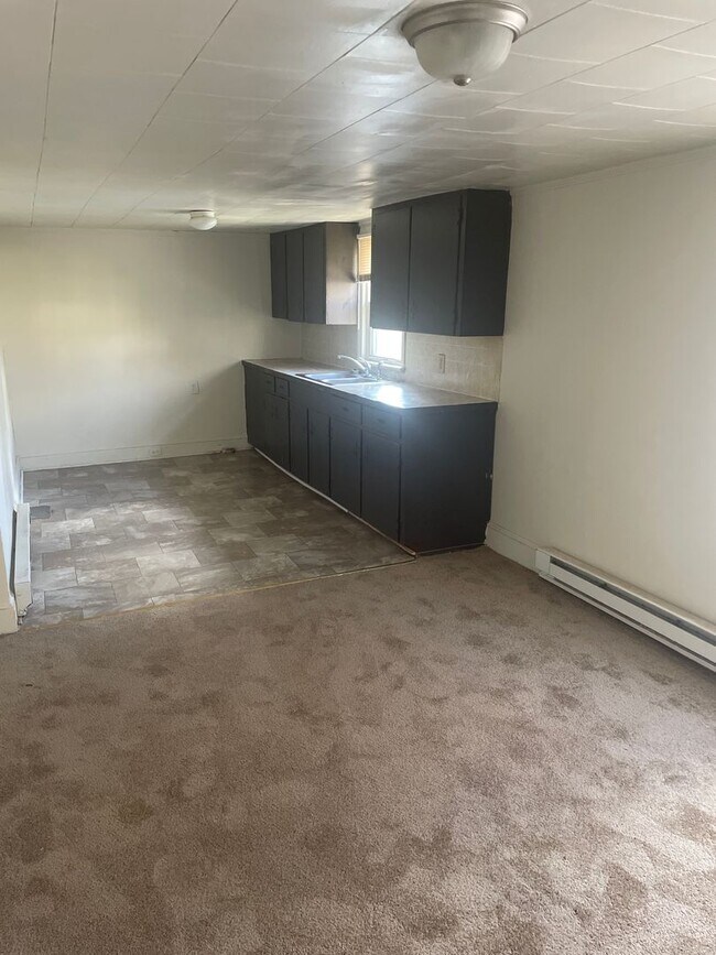 3651-denver-st-ne-winston-salem-nc-27101-house-rental-in-winston