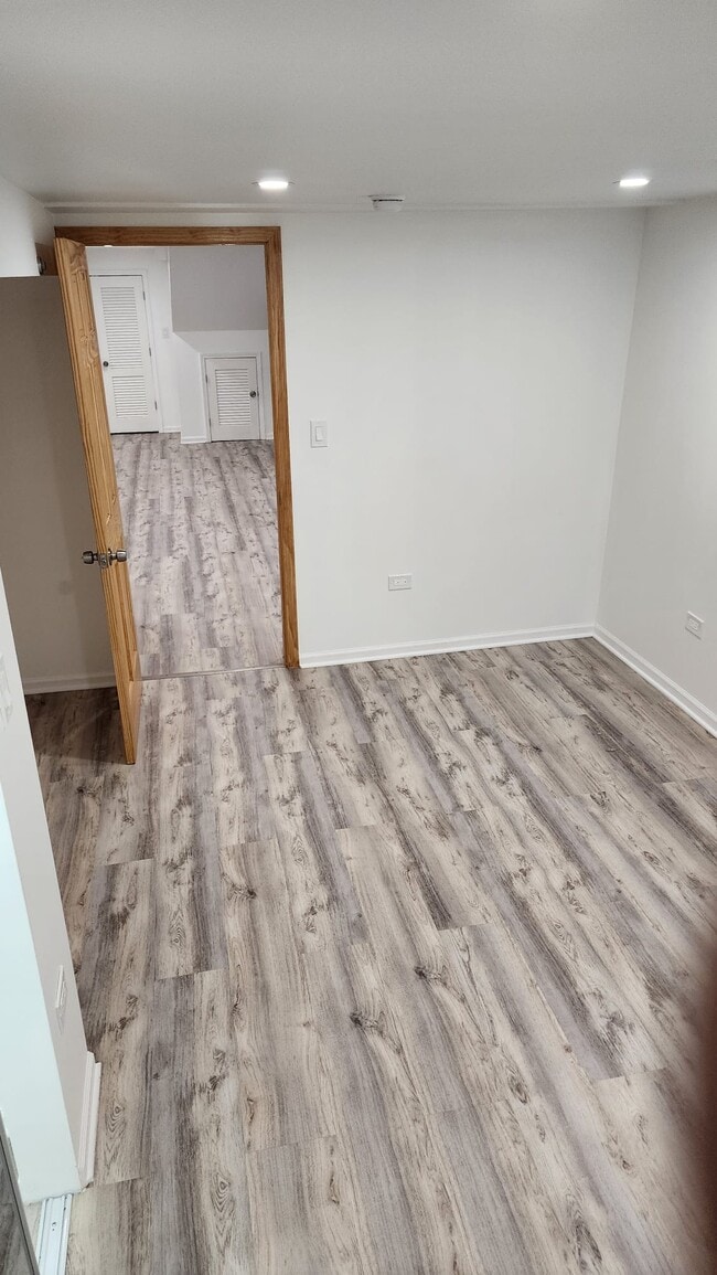 Foto del edificio - 8206 Kilpatrick Ave