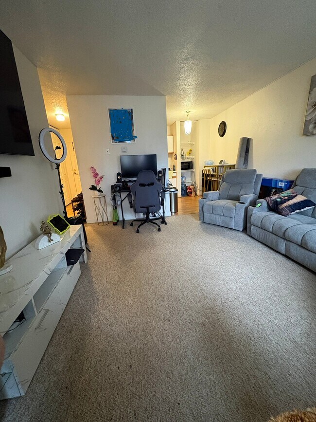 Foto del edificio - 1518 1st St E