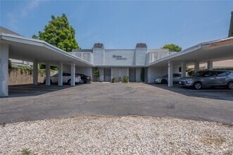 Building Photo - 432 S Sierra Madre Blvd