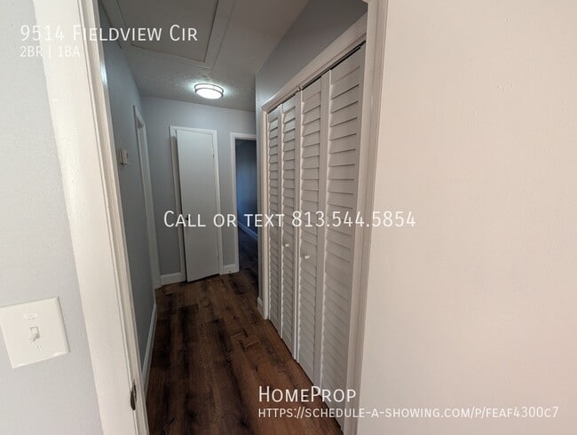 Building Photo - 9514 Fieldview Cir