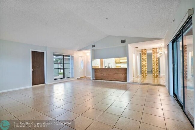 Foto del edificio - 5132 NW 31st St