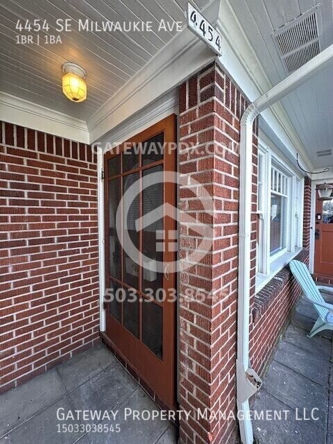Photo - 4454 SE Milwaukie Ave Townhome